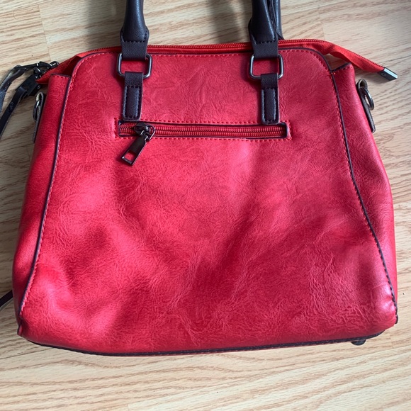 RED BAG NEW - Picture 2 of 3